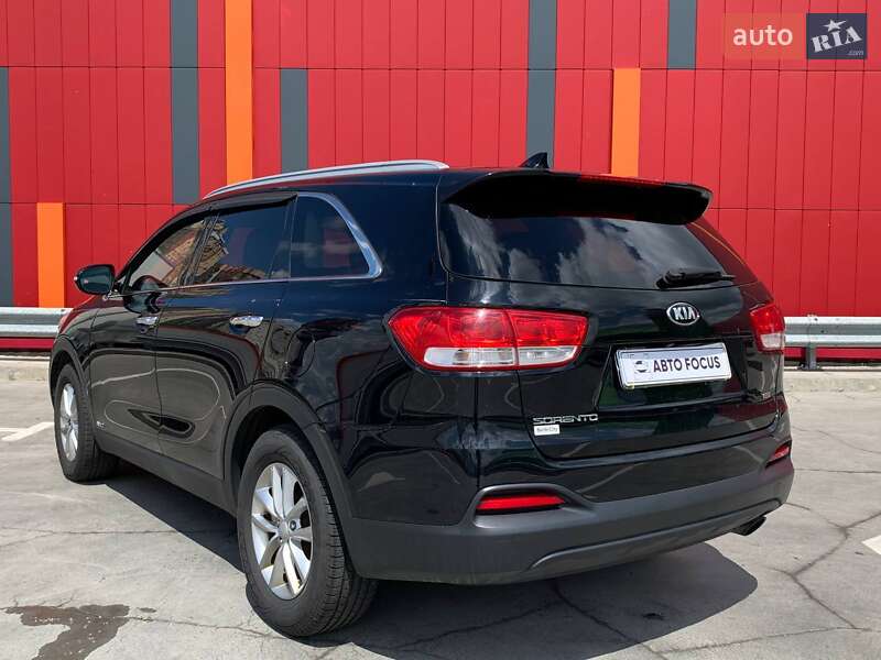 Позашляховик / Кросовер Kia Sorento 2015 в Києві