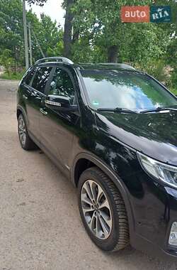 Позашляховик / Кросовер Kia Sorento 2014 в 