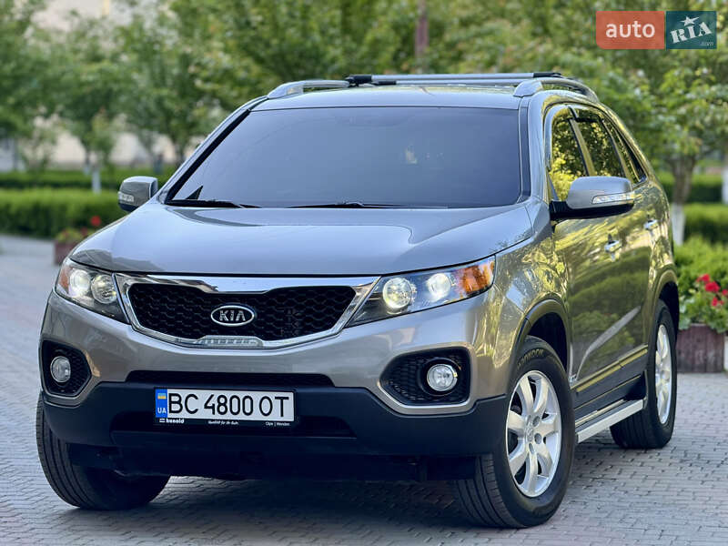 Внедорожник / Кроссовер Kia Sorento 2010 в Выгоде