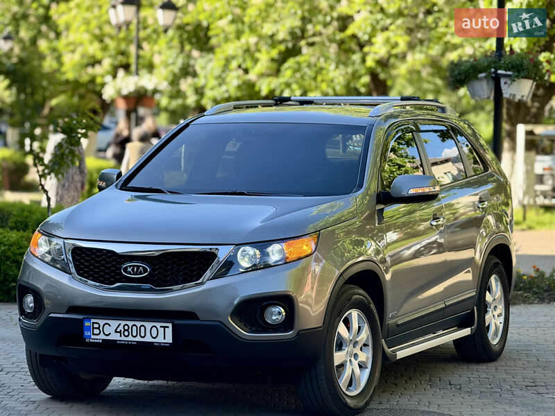 Внедорожник / Кроссовер Kia Sorento 2010 в Выгоде