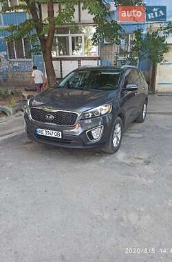 Внедорожник / Кроссовер Kia Sorento 2015 в Днепре