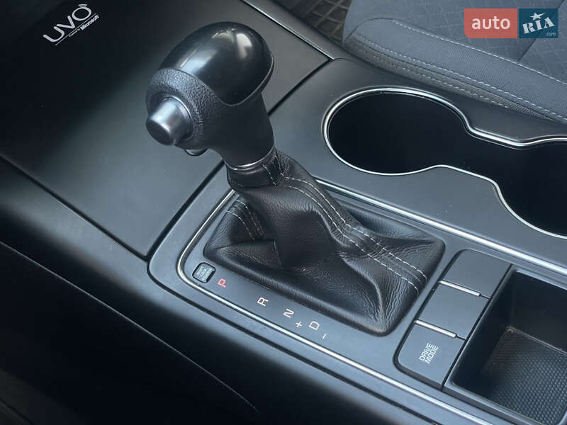 Внедорожник / Кроссовер Kia Sorento 2014 в Бердичеве