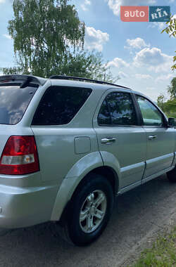Внедорожник / Кроссовер Kia Sorento 2005 в 