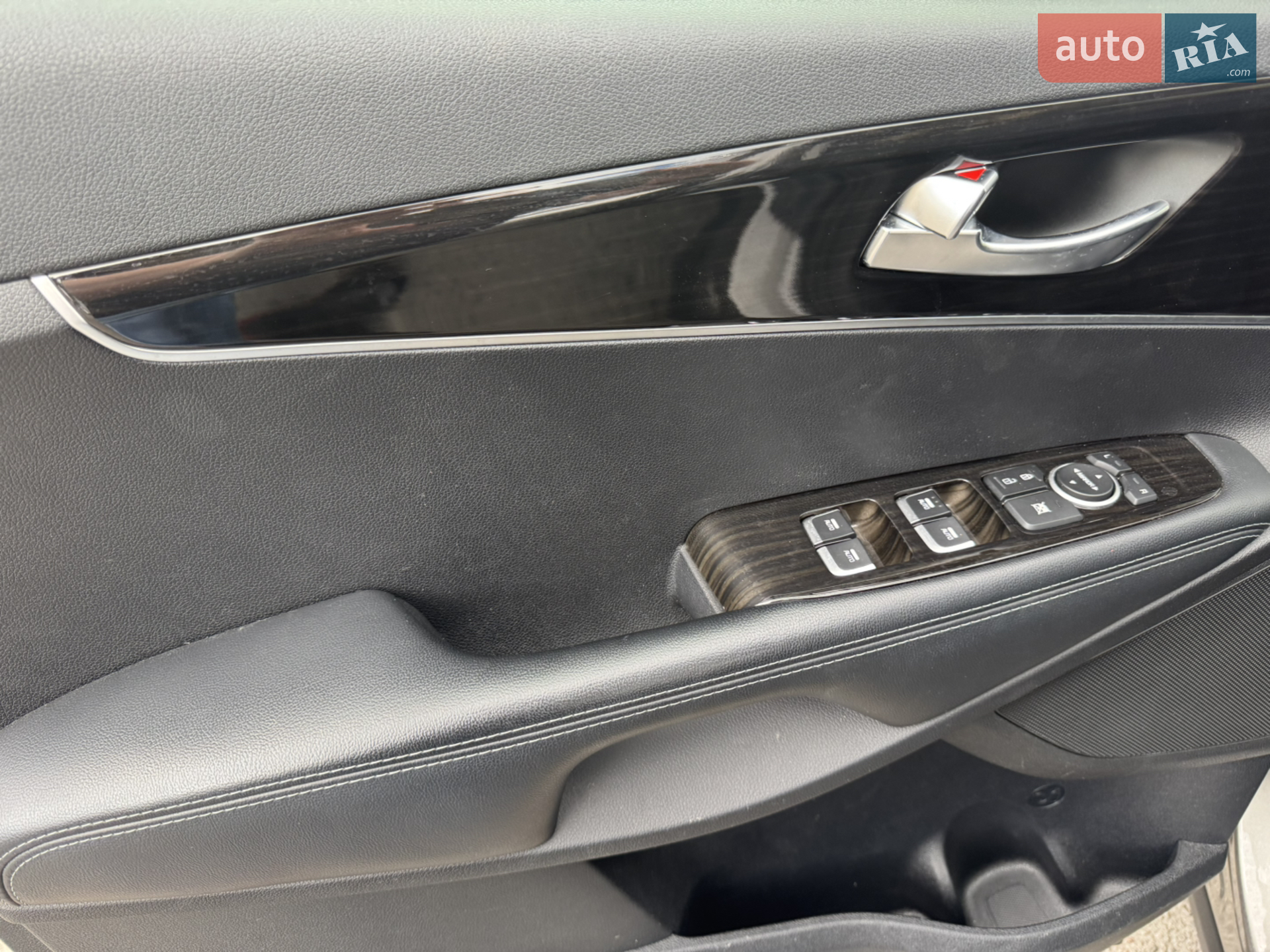 2018 Kia Sorento - мініатюра 16