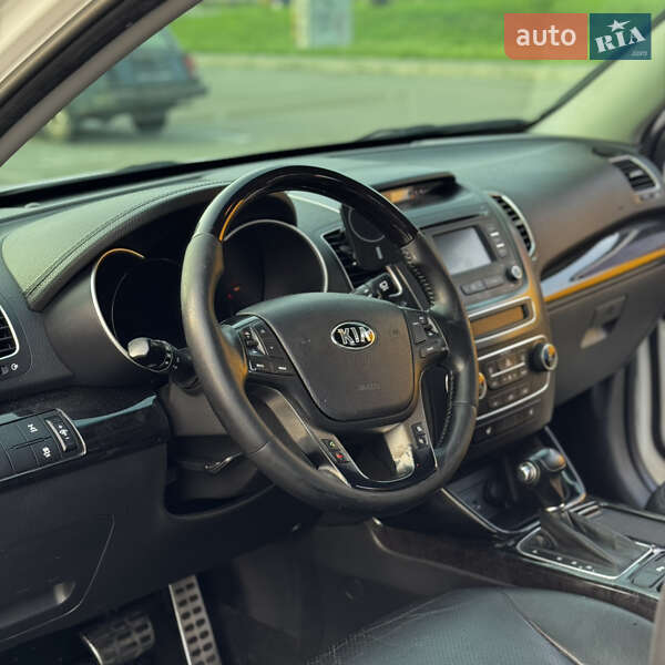 Внедорожник / Кроссовер Kia Sorento 2014 в Киеве