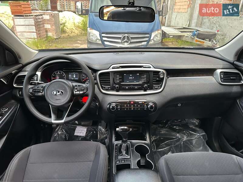 Позашляховик / Кросовер Kia Sorento 2016 в Самборі