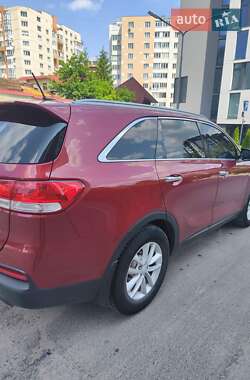 Внедорожник / Кроссовер Kia Sorento 2016 в 
