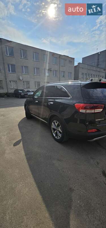 Внедорожник / Кроссовер Kia Sorento 2015 в Ровно