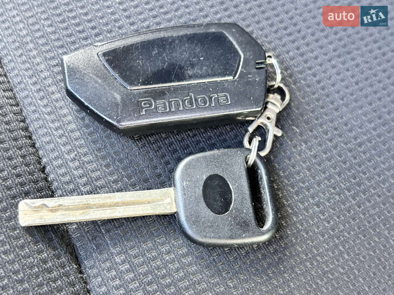 Внедорожник / Кроссовер Kia Sorento 2013 в Броварах фото 26 Внедорожник / Кроссовер Kia Sorento 2013 в Броварах