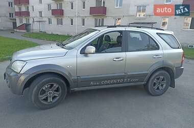 Внедорожник / Кроссовер Kia Sorento 2003 в 