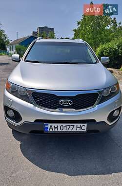 Внедорожник / Кроссовер Kia Sorento 2011 в 