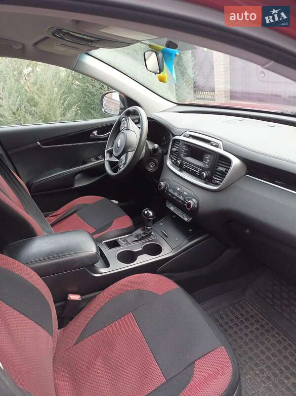 Позашляховик / Кросовер Kia Sorento 2015 в Пирятині