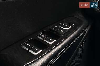 Внедорожник / Кроссовер Kia Sorento 2015 в 