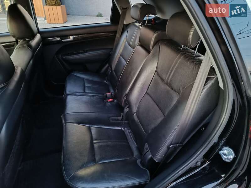Позашляховик / Кросовер Kia Sorento 2010 в Коломиї