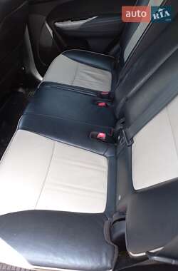 Внедорожник / Кроссовер Kia Sorento 2011 в 