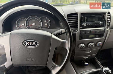 Внедорожник / Кроссовер Kia Sorento 2006 в 