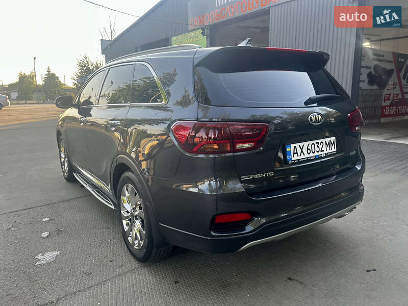 Позашляховик / Кросовер Kia Sorento 2017 в Первомайську