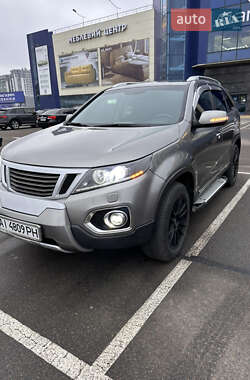 Позашляховик / Кросовер Kia Sorento 2012 в Києві