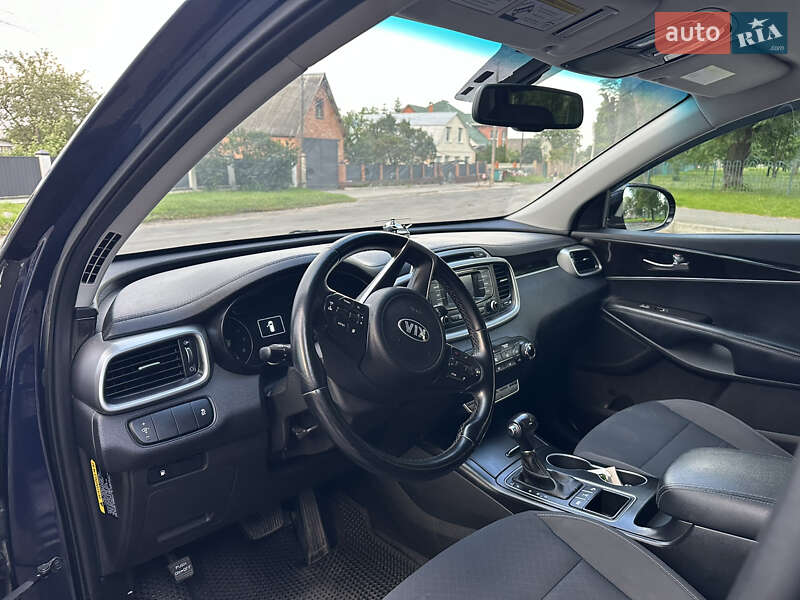 Внедорожник / Кроссовер Kia Sorento 2016 в Виннице