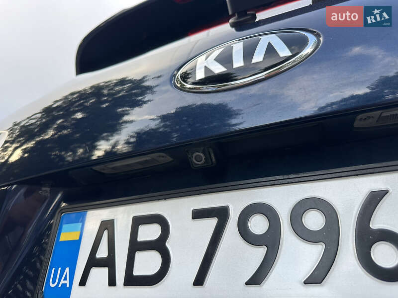 Внедорожник / Кроссовер Kia Sorento 2016 в Виннице