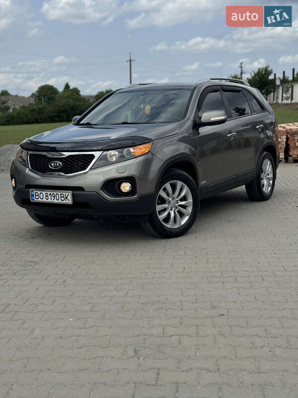 Позашляховик / Кросовер Kia Sorento 2012 в Скалаті