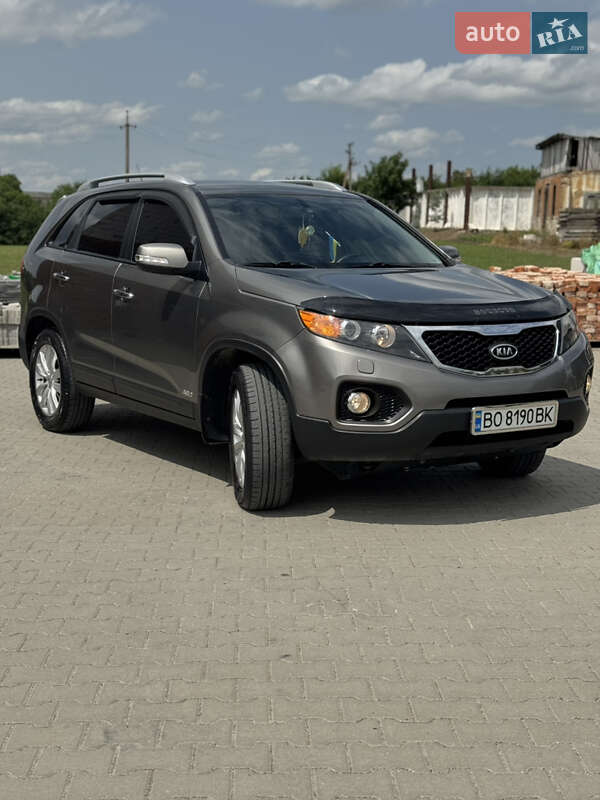 Позашляховик / Кросовер Kia Sorento 2012 в Скалаті