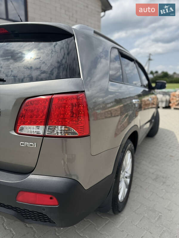 Позашляховик / Кросовер Kia Sorento 2012 в Скалаті