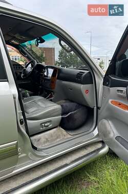 Внедорожник / Кроссовер Kia Sorento 2004 в 
