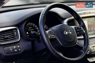 Внедорожник / Кроссовер Kia Sorento 2018 в 