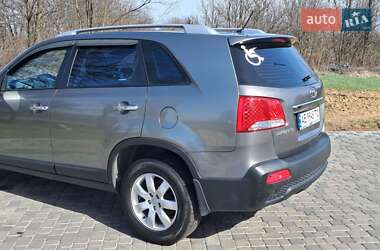 Внедорожник / Кроссовер Kia Sorento 2012 в 