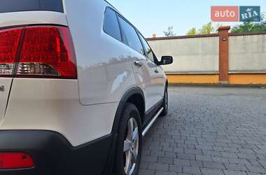 Внедорожник / Кроссовер Kia Sorento 2011 в 