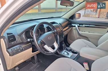 Внедорожник / Кроссовер Kia Sorento 2011 в 
