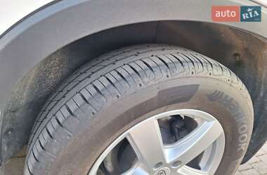 Внедорожник / Кроссовер Kia Sorento 2011 в 
