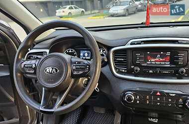 Внедорожник / Кроссовер Kia Sorento 2015 в 