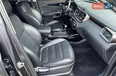 Внедорожник / Кроссовер Kia Sorento 2019 в 