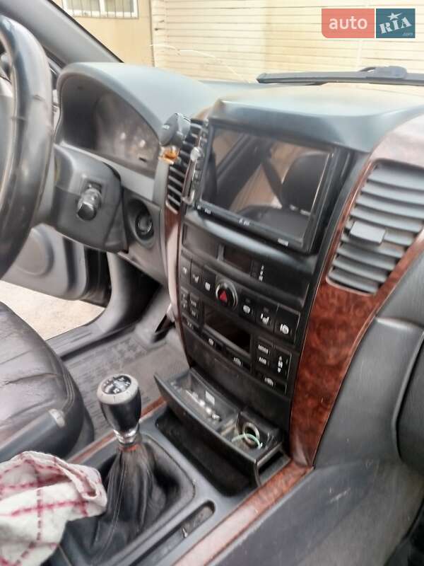 Внедорожник / Кроссовер Kia Sorento 2003 в Лысянке