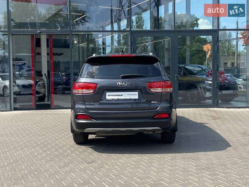 Позашляховик / Кросовер Kia Sorento 2015 в Одесі
