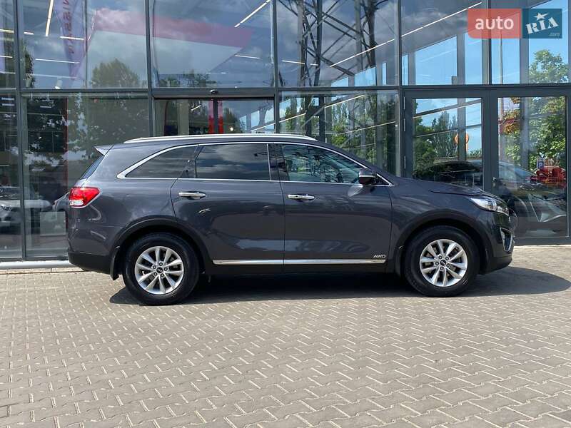 Позашляховик / Кросовер Kia Sorento 2015 в Одесі