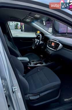 Внедорожник / Кроссовер Kia Sorento 2015 в 