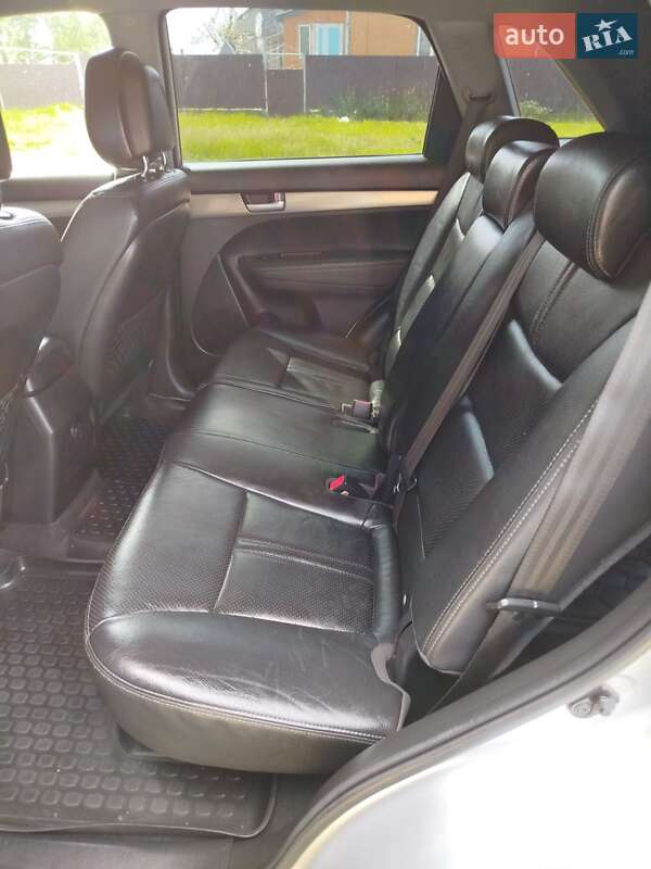 Внедорожник / Кроссовер Kia Sorento 2010 в Ильинцах