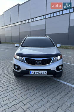 Внедорожник / Кроссовер Kia Sorento 2010 в Ивано-Франковске