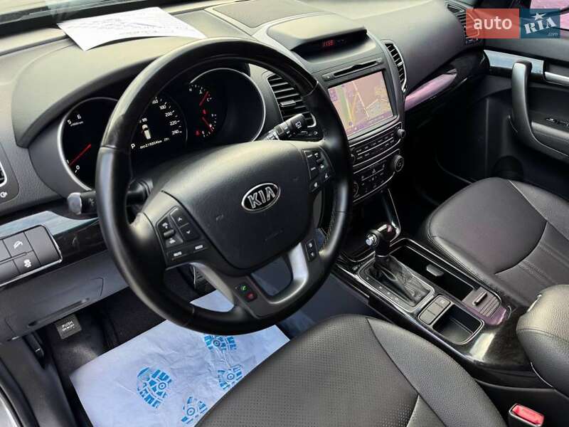 Внедорожник / Кроссовер Kia Sorento 2013 в Киеве