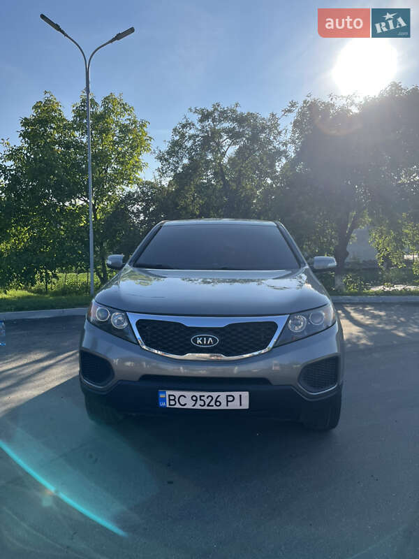 Внедорожник / Кроссовер Kia Sorento 2011 в Городке
