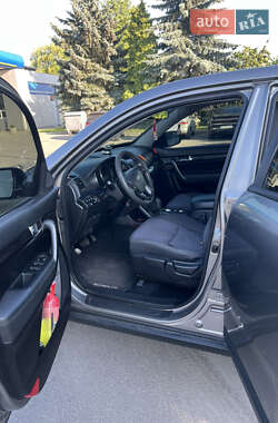 Внедорожник / Кроссовер Kia Sorento 2011 в 