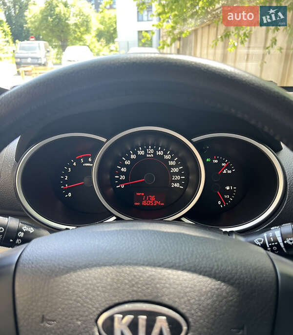 Позашляховик / Кросовер Kia Sorento 2011 в Львові