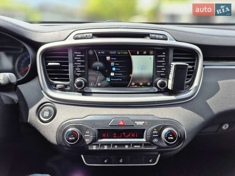 Позашляховик / Кросовер Kia Sorento 2015 в Шептицькому