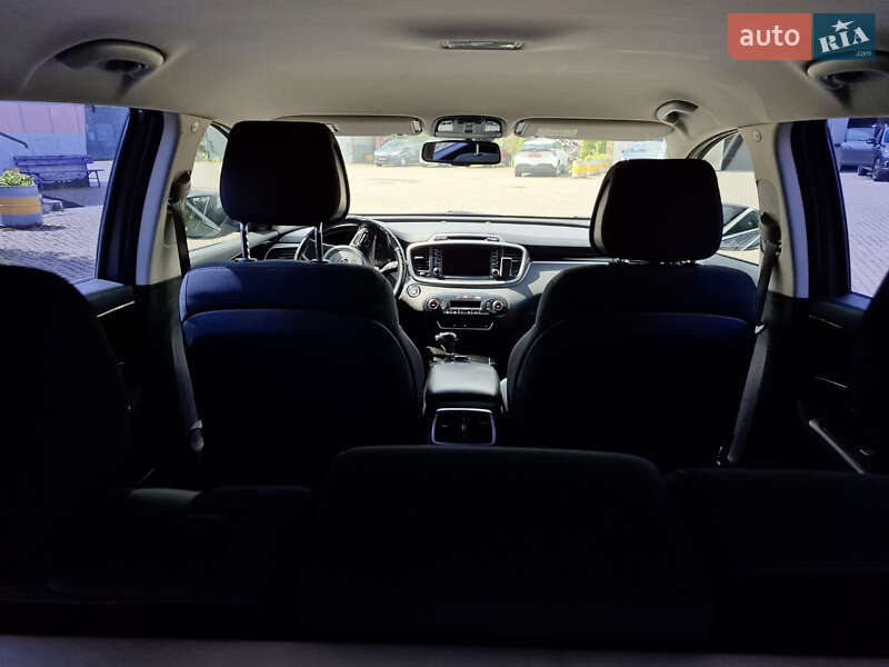 Позашляховик / Кросовер Kia Sorento 2015 в Шептицькому