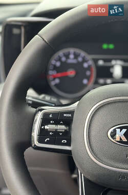 Внедорожник / Кроссовер Kia Sorento 2021 в 