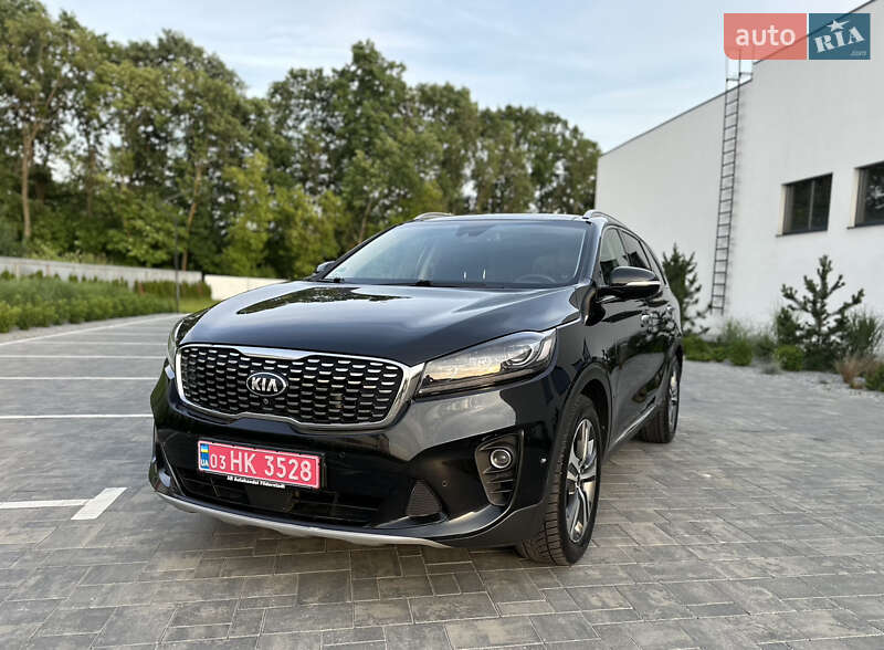 Внедорожник / Кроссовер Kia Sorento 2018 в 
