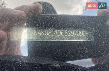 Позашляховик / Кросовер Kia Sorento 2012 в 